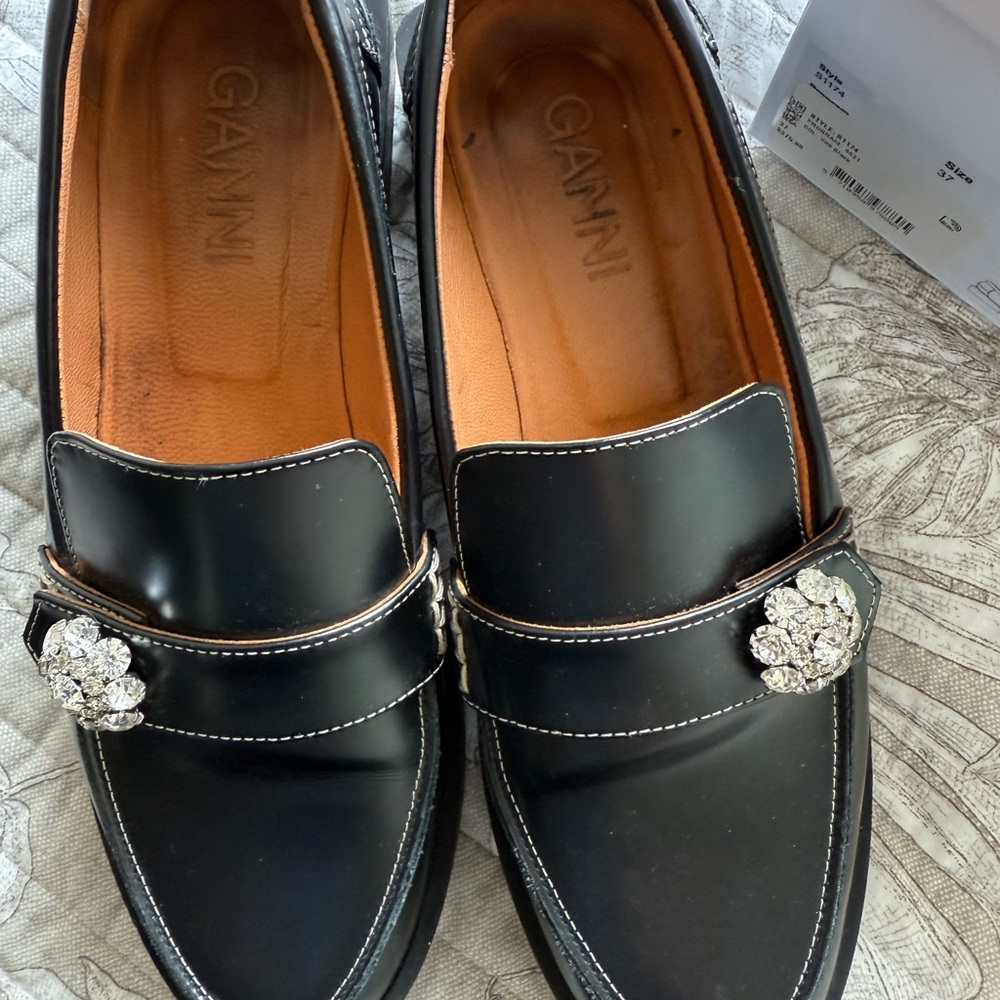 Gianni black Loafers with Rhinestone Detail